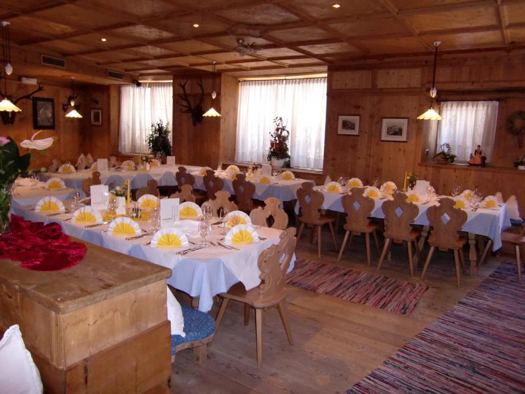 Hotel Gruener Baum Bressanone Dış mekan fotoğraf